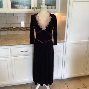 David Meister Black Dress with Silk Trim Ruffle Collar Size 6